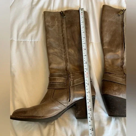 Bussola Women Woodville
Tall Boots with Metal  Ring Detail Size Euro 39/9 - Picture 11 of 16